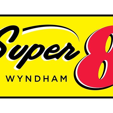 Super 8 By Wyndham Chisago City מראה חיצוני תמונה